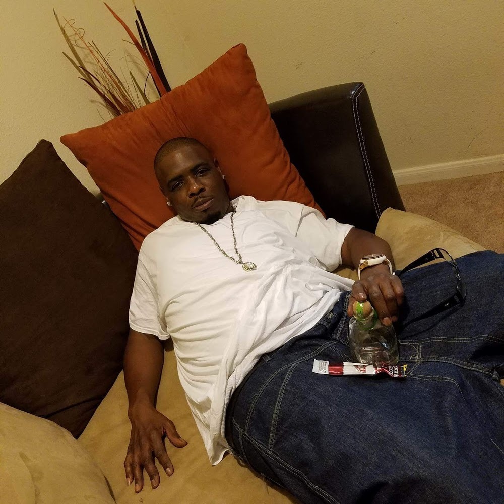 Meet your Posher, Eric